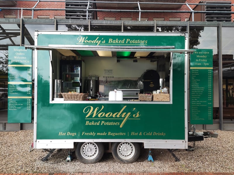 Woody’s Baked Potatoes in Coventry has a 4.9* rating from 11 reviews. A Google reviewer said: “Excellent jacket potatoes, best I have tasted. Have been coming here regularly for two years. The jackets are cooked to perfection with a fluffy interior and generous serving of toppings, with plenty to choose from.”