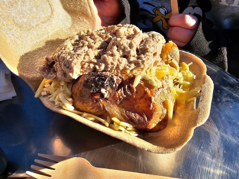 Spud Man in Tamworth has a 4.5* rating from 719 reviews. A Google reviewer said: “Nice food from the famous spud man!! Timed perfectly as the queue got significantly longer after we had got our food. Fast, efficient service and great fillings on tasty spuds. 100% recommend if you're ever in Tamworth.”