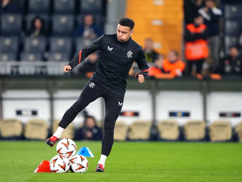 The captain led by example in his right centre-half position against robust Fenerbahce's forwards. Swept up neatly whenever Ridvan Yilmaz was breached down the right flank. 8