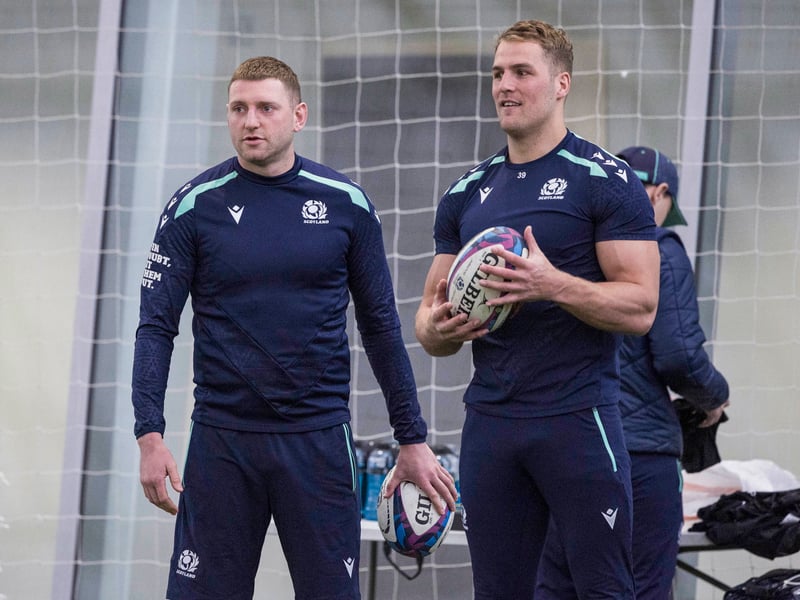 Powerful hand-off set up Scotland's second try. Did not get a chance to stretch his legs but put in a disciplined performance nevertheless. 7