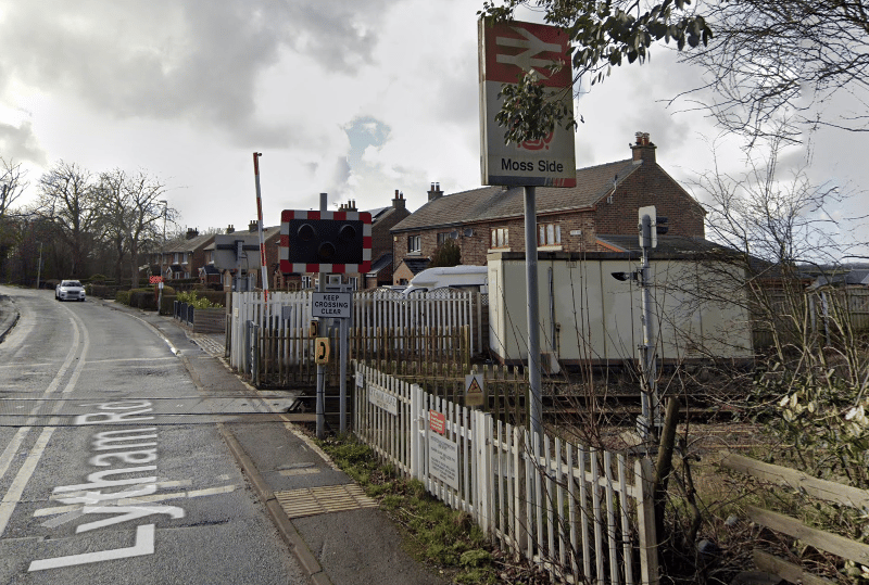 Moss Side 899 5.34%