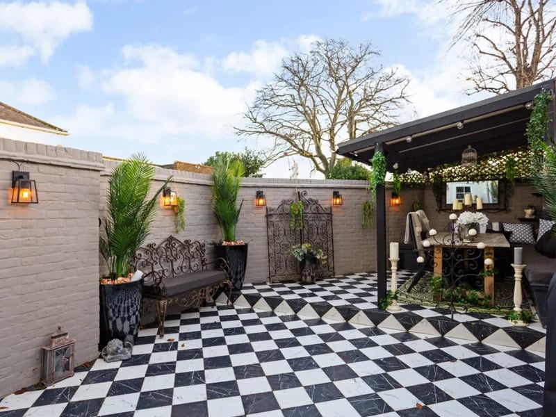 The listing says: "The interior of the property has been refurbished throughout to an exceptional standard with luxury fittings and designer lighting creating a truly wonderful finish."