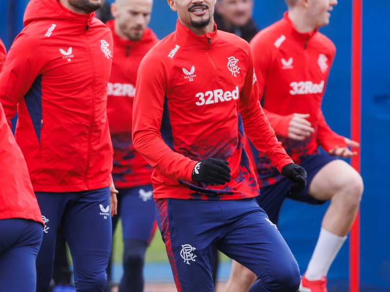 A natural left-footer that is capable of producing attacks from deep, the left-wing back role suits the Brazilian perfectly.