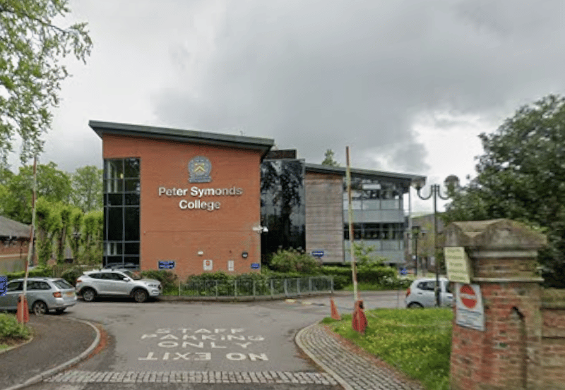 Peter Symonds is a sixth form college in Winchester, formerly rated ‘outstanding’ overall by Ofsted.
In the 2023/24 academic year, it had an A Level point score of 38.37 - giving it an average grade of B.