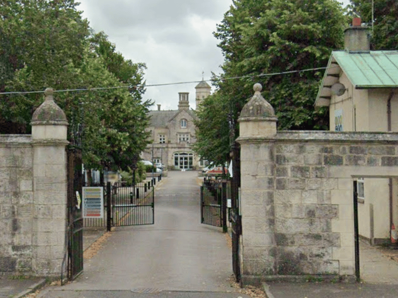 King’s Academy is a secondary academy and sixth form in Gosport. In a recent Ofsted inspection, it was found to be ‘good’ in all categories.
In the 2023/24 academic year, it had an A Level point score of 38 - giving it an average grade of B-.