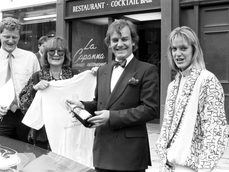 Restaurateur and TV chef Keith Floyd outside La Capanna restaurant/bar in Edinburgh, August 1987.