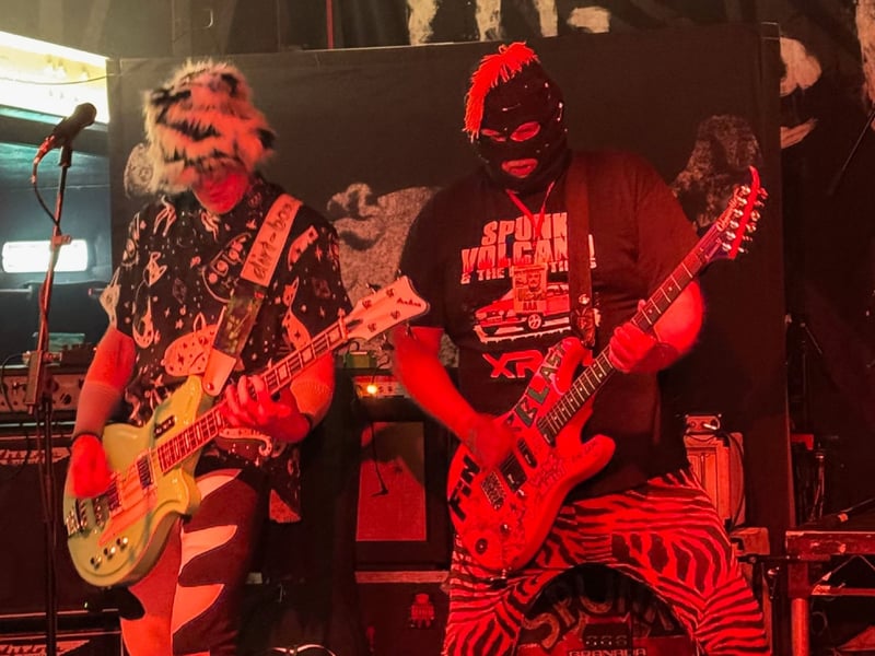 Dirt Box Disco were the first of two support acts.