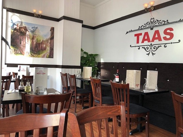 TAAS Restaurant in York has a 5* rating from 435 reviews. A TripAdvisor reviewer said: “Lovely small restaurant excellent service. Although it was packed we didn't have to wait long for our meal.. Great food, very tasty and good value. Can order according to how spicy you like your food.”