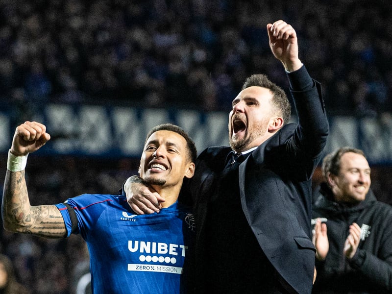 Rangers interim head coach Barry Ferguson celebrates with James Tavernier.