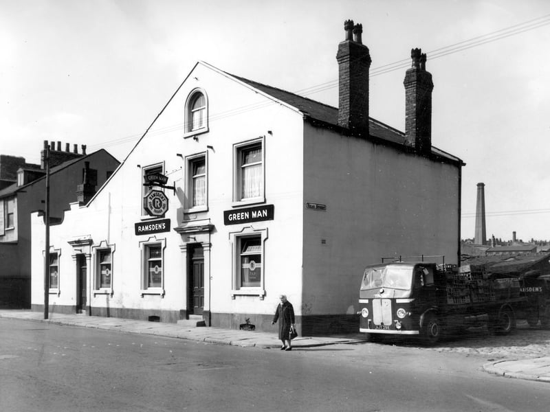The Green Man on Dewsbury Road. It was closed and demolished in the 1960s.