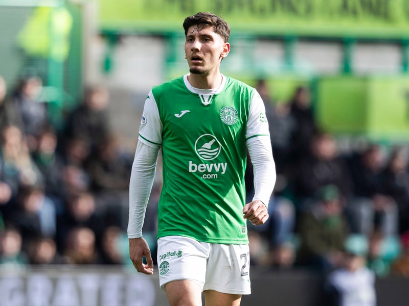 An unusual sort of a game for the big Sunderland loanee, who showed plenty of impressive touches without ever dominating in a creative sense. Still a more than solid performance. 