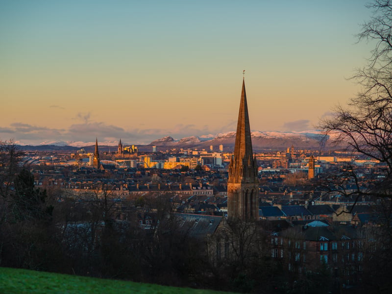 While Strathbungo is a conservation area home to buildings by famous architect Alexander “Greek” Thomson, it is the area’s central location and strong sense of community which makes it one of the best places to live in Scotland, from its independent businesses to community initiatives such as the annual Bungo in the Back Lanes festival. 
