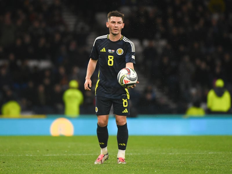 Made 89% of his passes accurately, and used the ball well. Did well in transition, but should have doubled the lead just before the break when he fluffed his lines at the crucial moment. Another mature performance.