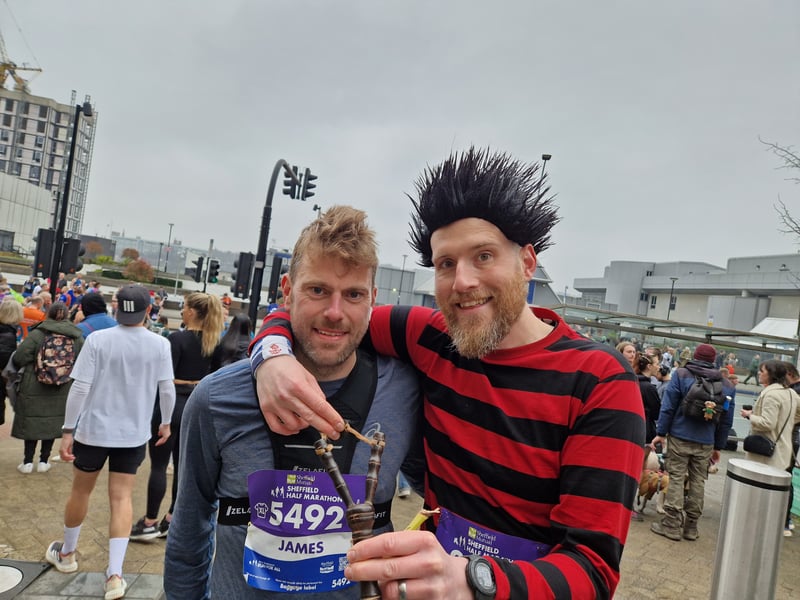 This runner ran the race dressed as Dennis the Menace, complete with catapult. Photo: David Kessen, National World