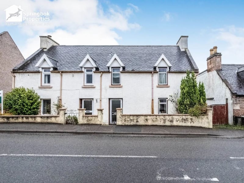 This three bedroom semi-detached house has been reduced in price by a total of £65,000 since first being listed in October 2024, and is now available for offers over £120,000. It has a 'large' fitted kitchen, a 'spacious' living room with dining area, and a 'stylish' three-piece bathroom, the listing states, and comes with a garage and parking to the rear. It has been independently valued at £195,000, the listing adds.