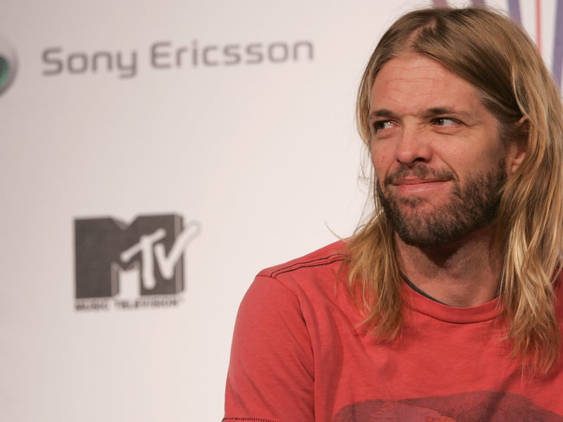 aylor Hawkins, drummer of the Foo Fighters attends the MTV European Music Awards press conference at the Munich Town Hall on October 31, 2007 in Munich, Germany.