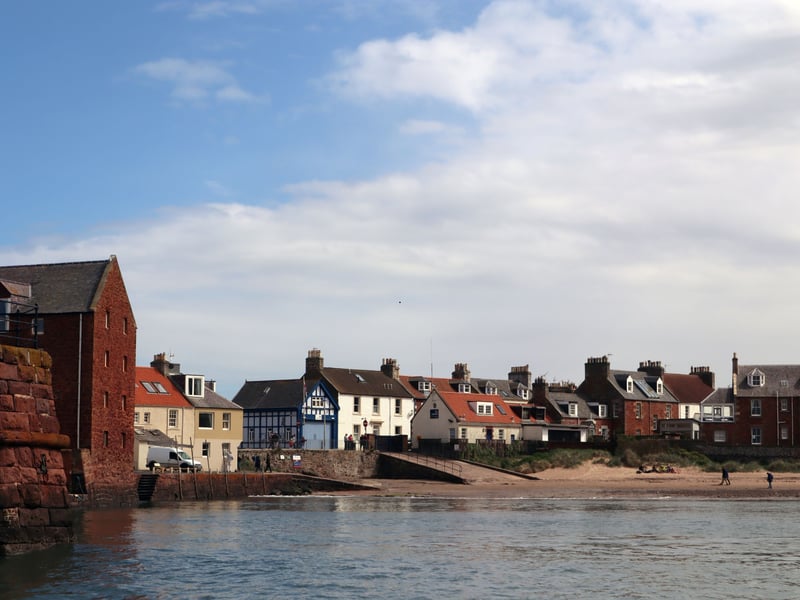 Average property prices in East Renfrewshire, which includes Rouken Glen park, have risen from £192,643 to £309,698 in ten years - that's up 60.76 per cent.