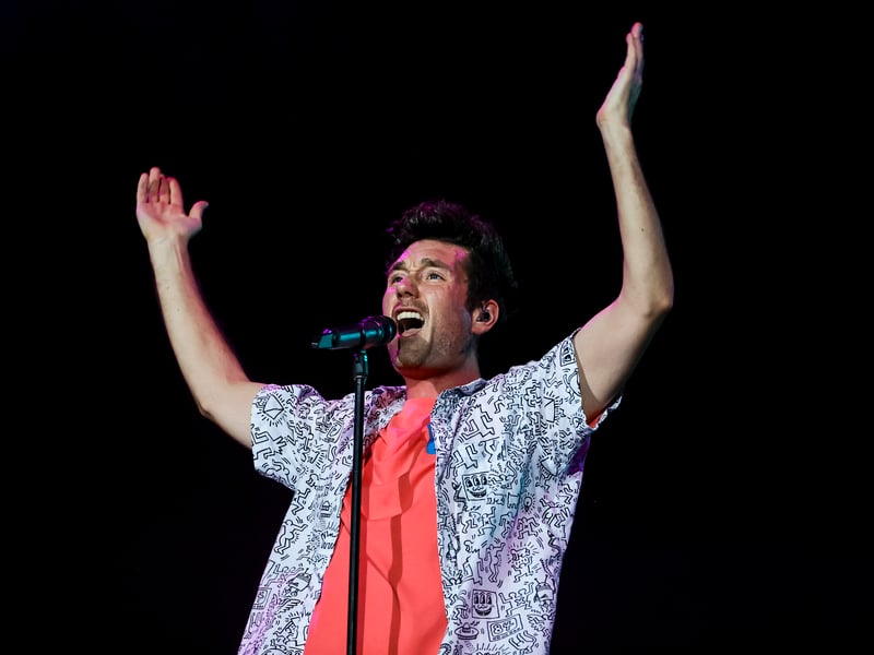 Bastille are set to perform a massive show in Glasgow later this year as part of their upcoming UK tour which will see the English band celebrate “Songs from the first 15 years”. Including hits such as Pompeii, Icarus and more, Bastille will take to the stage at the OVO Hydro on Tuesday, November 11.