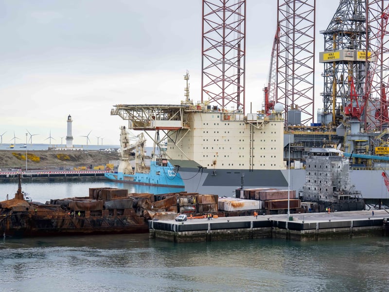 The Solong container ship was accompanied by a vessel with counter-pollution measures as it arrived at the Port of Aberdeen around 7am on Friday