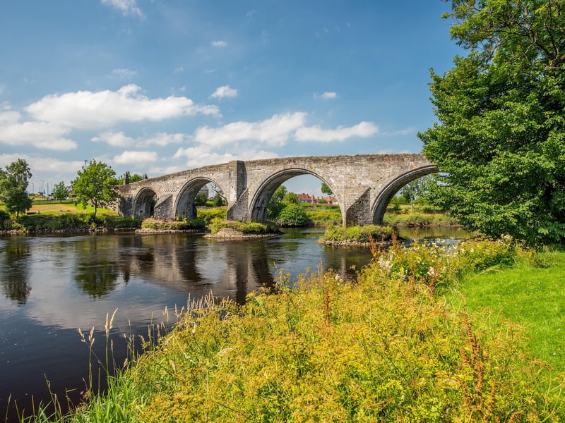 A city with rich history, Stirling is home to the 19th-century National Wallace Monument which offers stunning views over the area. Stirling University is also located within a 330-acre estate which is rich with natural beauty.