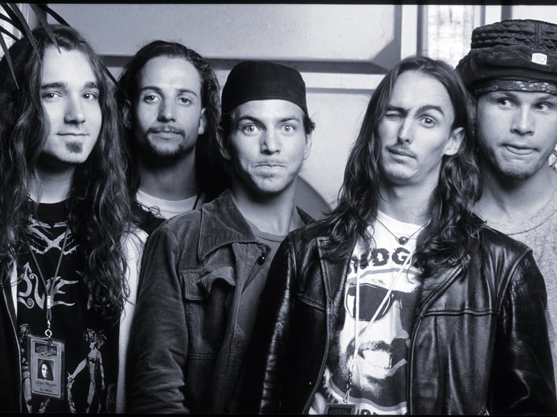 In 1992, with grunge music dominating the charts following the breakthrough success of Nirvana's Nevermind, the mainstream media flocked to Seattle, eager to understand this new cultural phenomenon. The New York Times was among them, publishing an article titled "Grunge: A Success Story" that included a supposedly authentic "grunge lexicon." This glossary featured terms like "Lamestain" (uncool person), "Harsh Realm" (bummer), and "Swingin' on the Flippity-Flop" (hanging out). However, the newspaper's efforts to appear hip were hilariously undermined when it was revealed that the lexicon was a complete fabrication.