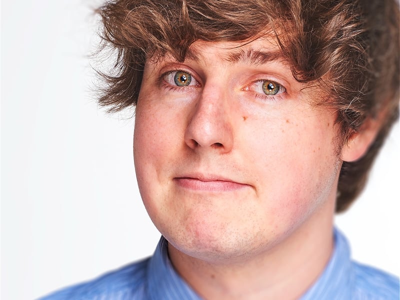 Edinburgh Comedy Award 'Best Show' nominee Glenn
Moore (Live At The Apollo, Mock The Week) performs another 300 jokes for Pleasance audiences.