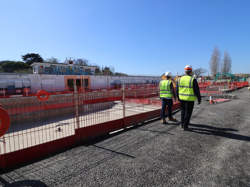 The Hilsea Lido project is due to be completed by early autumn of this year. 