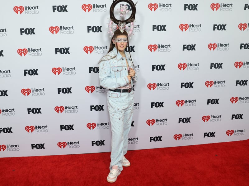 Former Nickelodeon star JoJo Siwa is now a successful dancer, actress and singer, whose video for song 'Boomerang' has been viewed over a billion times. She's now a 4/1 shot for the Big Brother title, seeing her odds shorten from 10/1 in recent days.