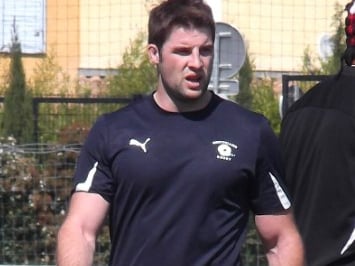 Brother of Jennifer Beattie and son of Rugby broadcaster John Beattie, Johnnie Beattie was a former rugby union player. A number 8, he played for Glasgow Warriors, Montpellier, Castres and Bayonne.