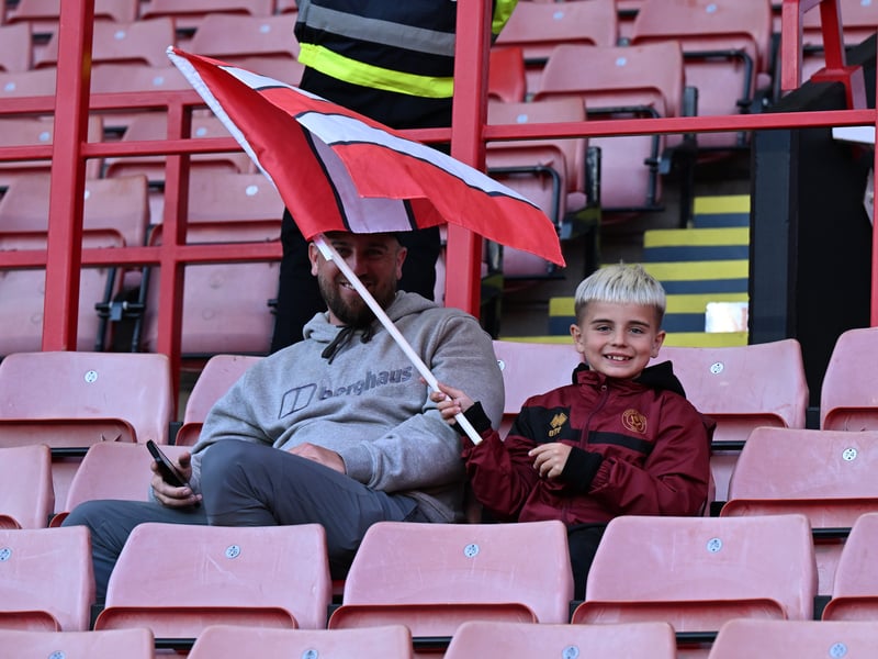 Sheffield United fan gallery v Millwall