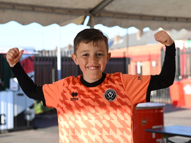 Sheffield United fan gallery v Millwall