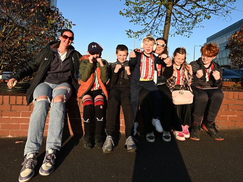 Sheffield United fan gallery v Millwall