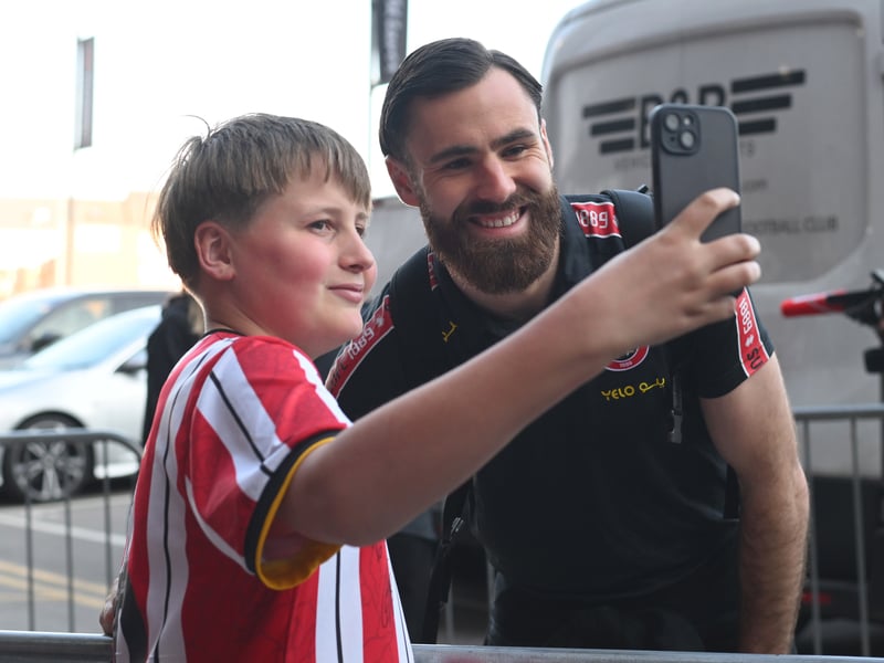 Sheffield United fan gallery v Millwall