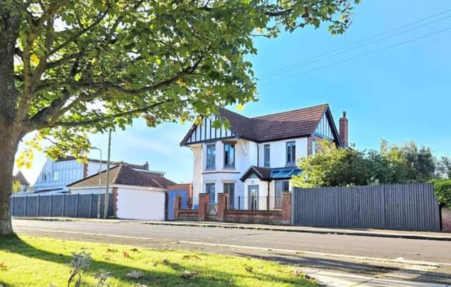This four bedroom home comes with two bathrooms and three reception rooms.