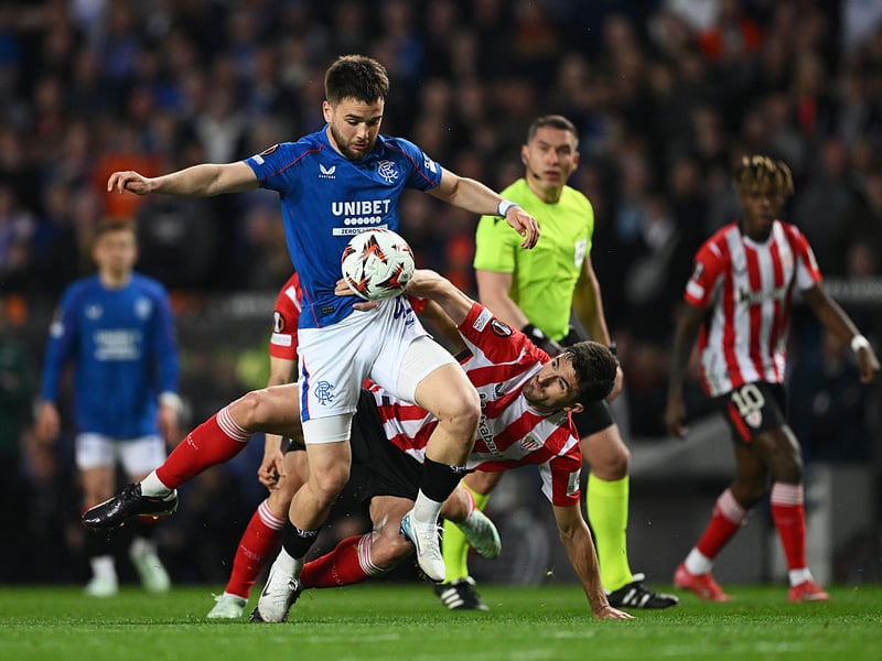 Tackled and harried well against the Bilbao midfield, kept things simple and made the right passes at the right time. Won 100% of his ground duels and his aerial duels in the first-half.
