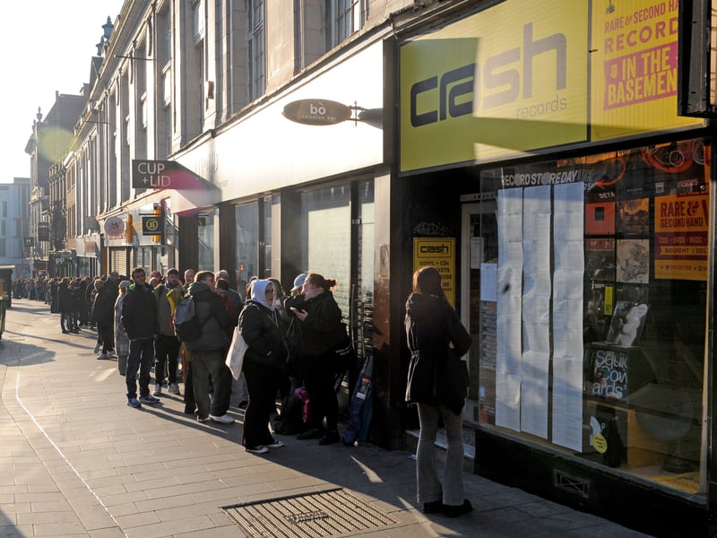 The queue at Crash Records.