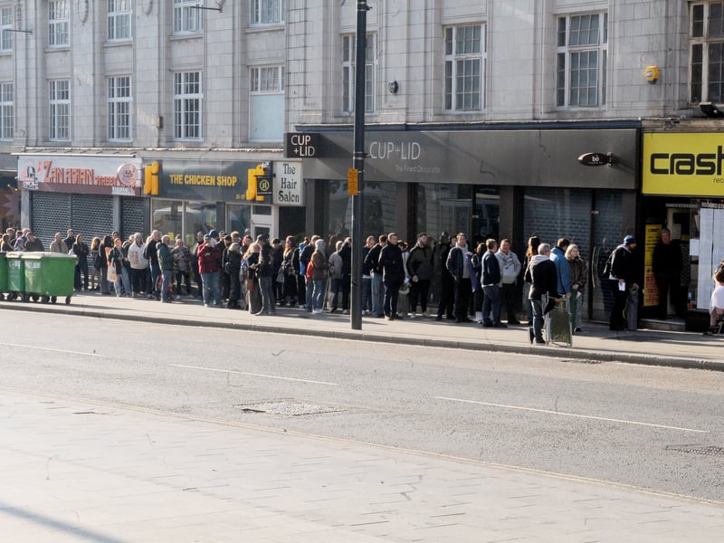 Picture of the queues outside Crash Records, located on the Headrow.