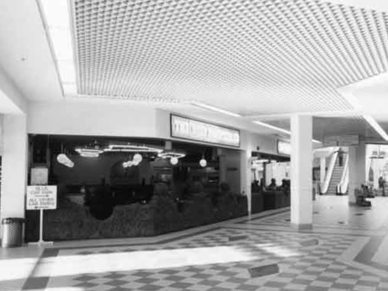The Deep Pan Pizza Co restaurant at Crystal Peaks shopping centre, Sheffield, in December 1988