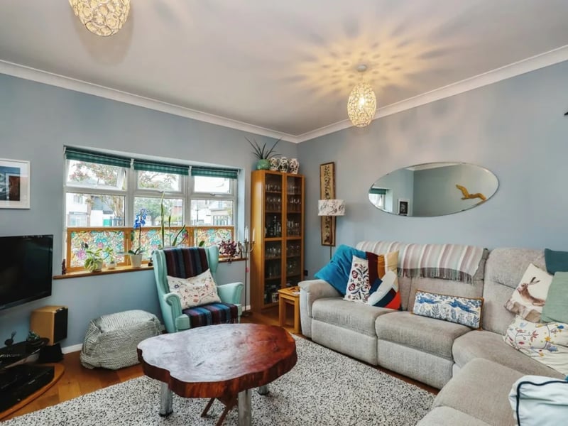 The listing says: "Morris Dibben are delighted to present to the market a superb and rare opportunity to purchase a three bedroom detached house with a commercial shop included in the sale." 