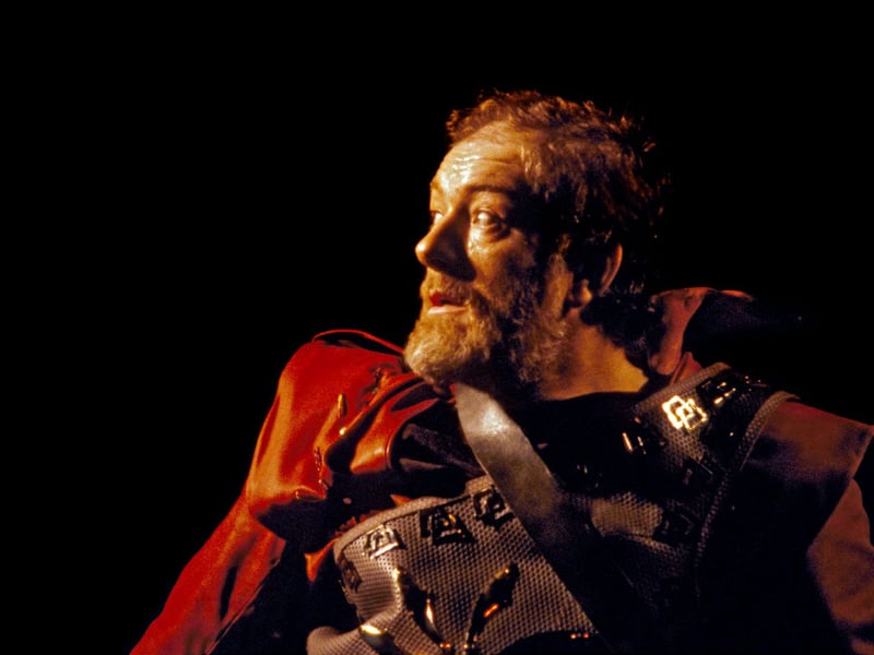 Three-time Olivier Award-winning English actor Michael Gambon was also a candidate for 'Diamonds Are Forever' but apparently thought he was not handsome enough to play the notoriously-irrestible character.