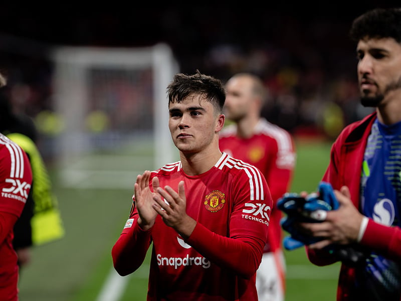 Amass impressed from the bench against Lyon and deserves to make his second senior start this weekend.