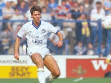 Young centre-half Dickinson played over 100 times for Leeds during the 1980s, moving on to represent West Bromwich Albion and Sheffield United before retiring in 1989.