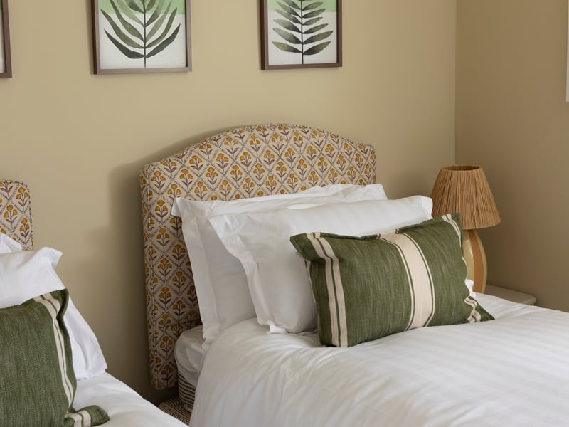 The twin room at Montagu cotttage.