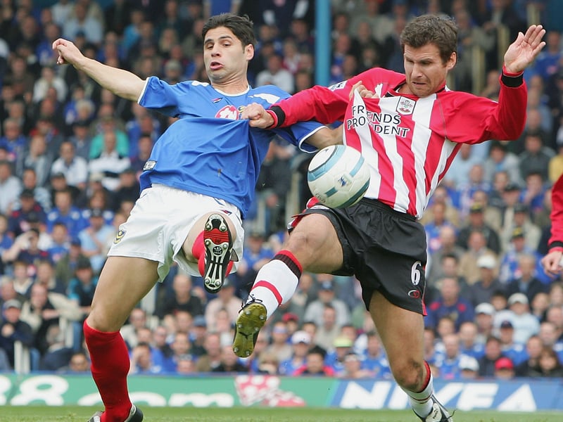 Dejan Stefanovic battles with Andreas Jakobsson.