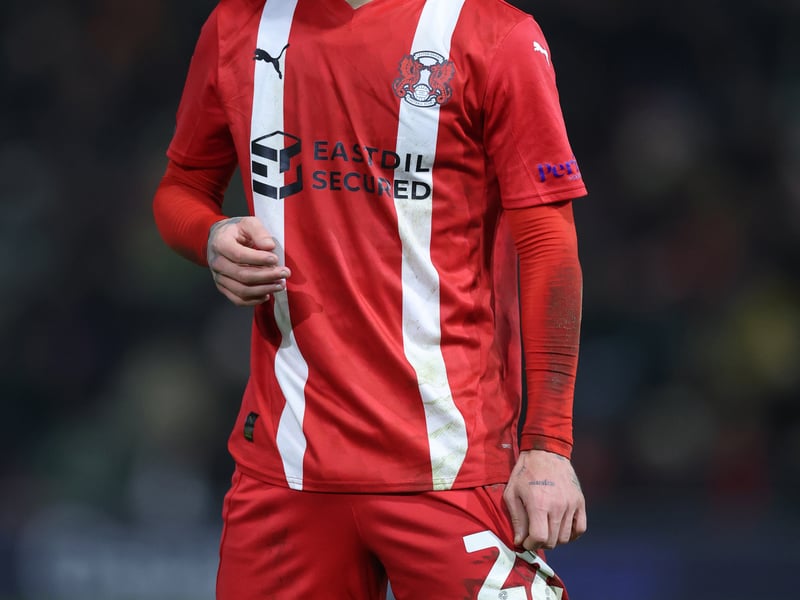 Leyton Orient - Centre-midfielder