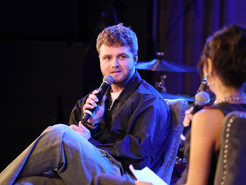 A social media personality before he was ever a successful musician, Alex Warren first gained fame as a founding member of TikTok collaborative group the Hype House. As well as gaining more than 17 million followers on TikTok, Warren amassed a following of almost 3 million subscribers on YouTube with his prank and vlog style videos, with Netflix even releasing a Hype House reality series in 2022. Warren has been releasing music since 2021, with his most popular songs including Carry You Home and Ordinary, which quickly became viral on TikTok.