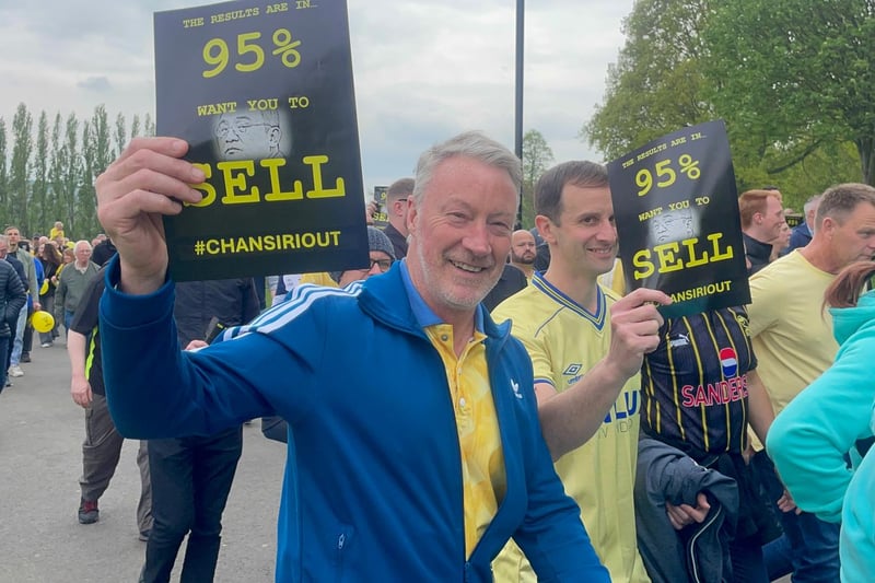 Swfc Protesting Sheffield Wednesday fans protest gallery as hundreds urge Dejphon ...