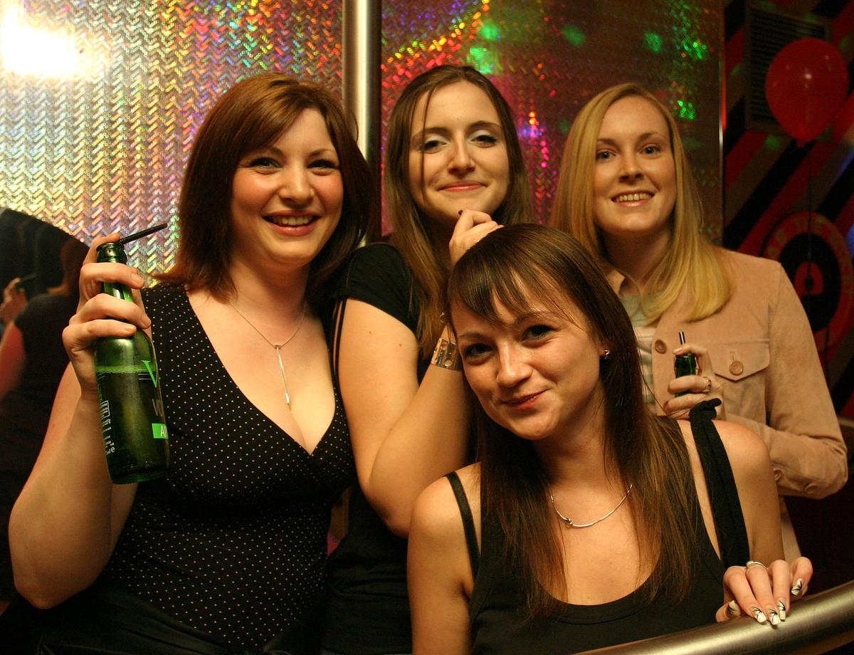 Sheffield Retro: 25 euphorische Fotos, die Erinnerungen an Nächte in ...