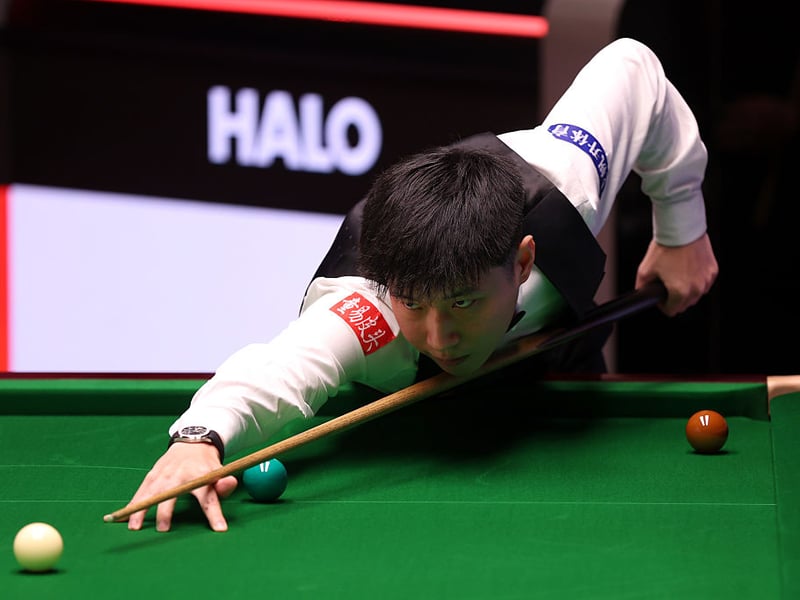 Zhao Xintong is now an 11/2 shot to become the first Chinese player to be crowned world champion. His biggest win to date came in the 2021 UK Championship. He received a 20-month ban from the sport after committing offences relating to betting on snooker in 2023 - returning to competition last September. He's beaten Jak Jones and Lei Peifan on his way to the quarter finals.