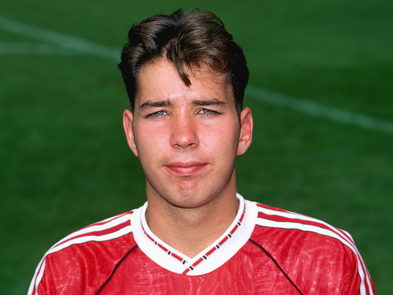 Son of the legendary Sir Alex, Darren made limited appearances as a midfielder in the inaugural Premier League season but earned a medal for his contributions during the 1992/93 title winning season at Old Trafford.